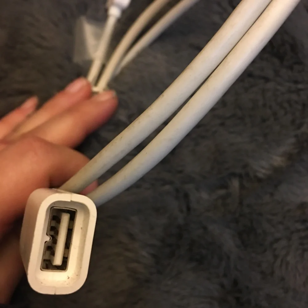 Apple usb cable